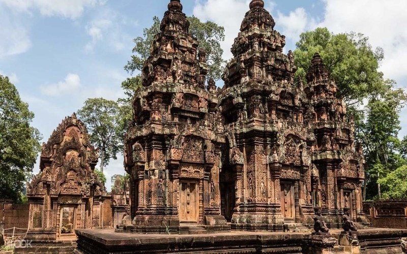 Majestic Cambodia with Vietnam