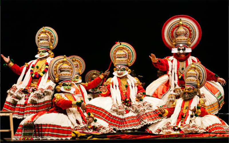 Cochin - Munnar - Thekkady - Kovalam - Trivandrum