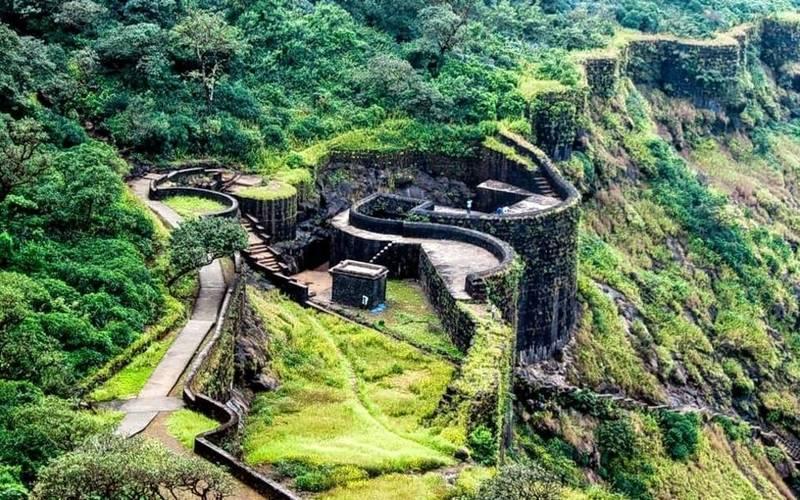 Raigad Tour - 2 Days
