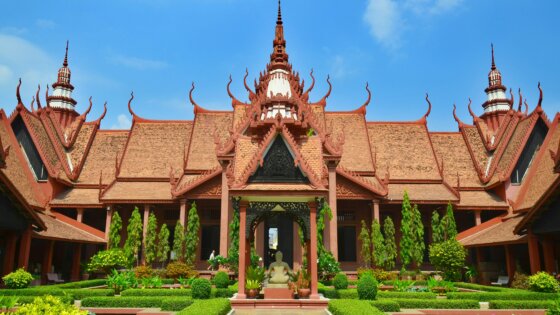 Phnom Penh - Battambang - Siem Reap 6D5N